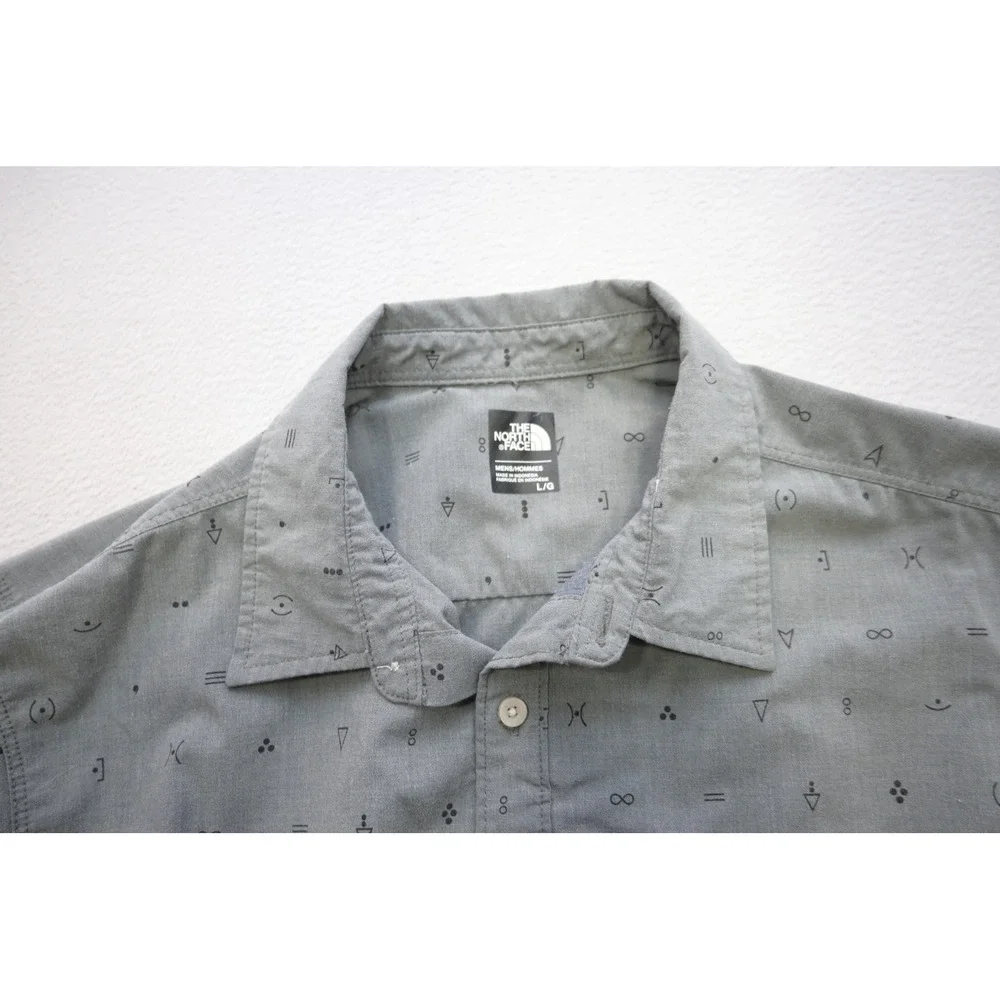 The North Face short sleeve